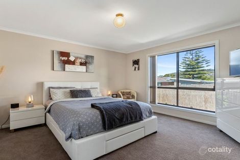 Property photo of 1/211 Roslyn Avenue Blackmans Bay TAS 7052