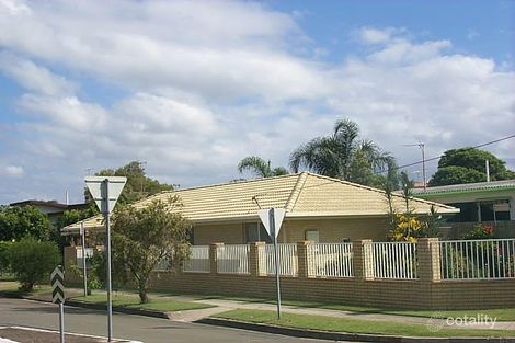 Property photo of 25 Dawn Parade Miami QLD 4220