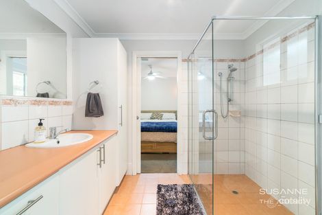 Property photo of 16 Bowtell Road Lesmurdie WA 6076