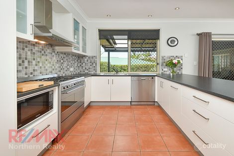 Property photo of 21 Atoll Crescent Eatons Hill QLD 4037