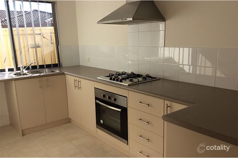 1/9 Friar Rd, Armadale, WA 6112