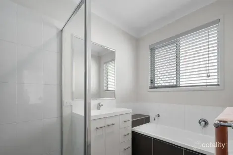 Property photo of 5 Cootharaba Crescent Warner QLD 4500