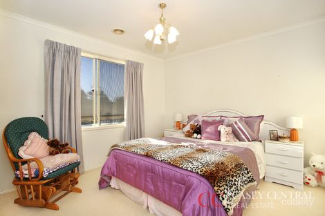 Property photo of 3 Wenlock Court Narre Warren South VIC 3805