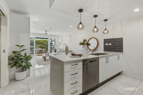 Property photo of 4/1-3 Twenty Third Avenue Brighton QLD 4017
