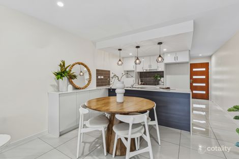 Property photo of 4/1-3 Twenty Third Avenue Brighton QLD 4017