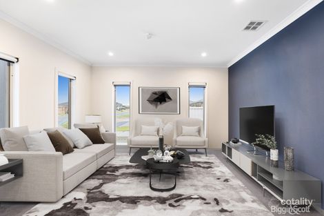 Property photo of 95 Errol Boulevard Mickleham VIC 3064