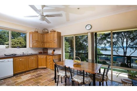 Property photo of 50 Green Point Drive Green Point NSW 2428