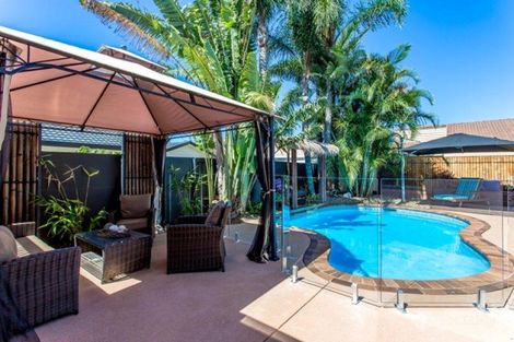 Property photo of 23 Darnay Road Broadbeach Waters QLD 4218