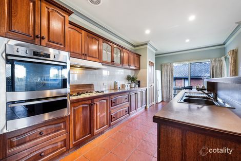 Property photo of 90 Quarry Hills Drive Berwick VIC 3806