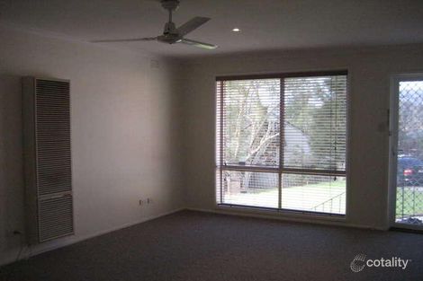 Property photo of 2/5 Felix Grove Mooroolbark VIC 3138
