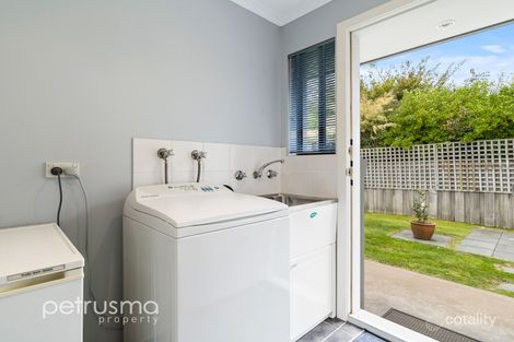 Property photo of 1/155A Derwent Avenue Lindisfarne TAS 7015