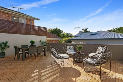 Property photo of 39 Waterside Crescent Earlwood NSW 2206