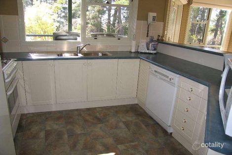 Property photo of 25 Badgery Crescent Lawson NSW 2783