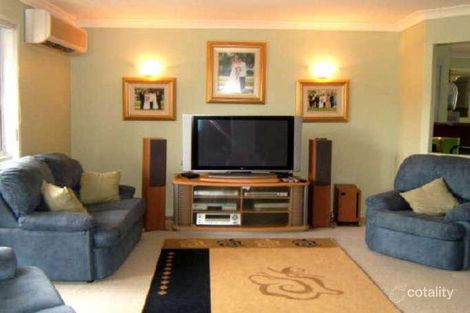 Property photo of 8 Waterlily Place Calamvale QLD 4116