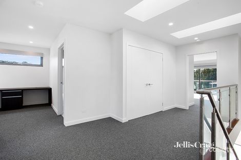 Property photo of 3/1127 Main Road Eltham VIC 3095