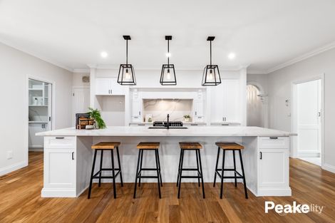 Property photo of 31 Sheldon Drive Berwick VIC 3806