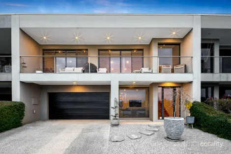 5 Broderick Ct, Canadian, VIC 3350