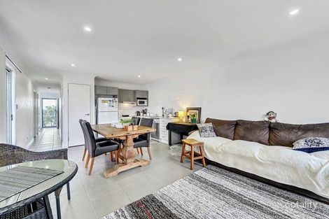 Property photo of 6 Coach Road West Morayfield QLD 4506