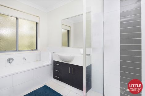 Property photo of 27 Hopman Way Springfield Lakes QLD 4300