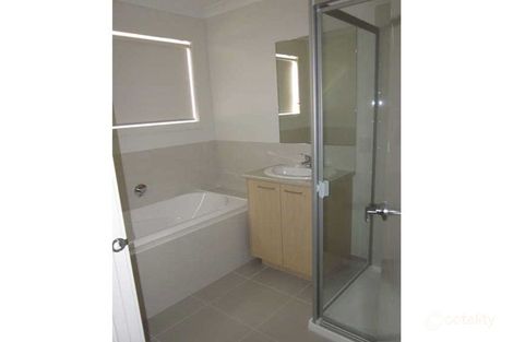 Property photo of 13 Lady Penrhyn Drive Harkness VIC 3337