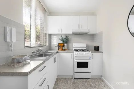 Property photo of 4/20 Bailey Avenue Armadale VIC 3143