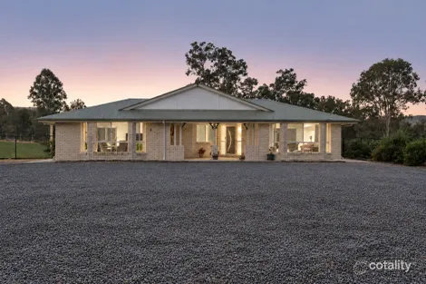 23-25 DIAMANTINA CIR, KARALEE, QLD 4306