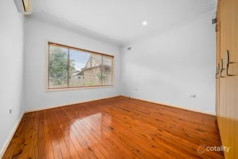 Property photo of 4 Annabelle Crescent Kellyville NSW 2155