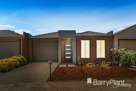 Property photo of 4 Koombahla Court Werribee VIC 3030