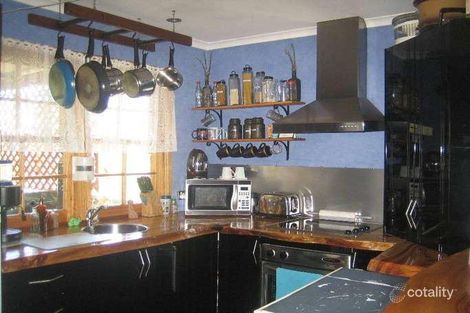 Property photo of 22 Riversleigh Road Beachmere QLD 4510