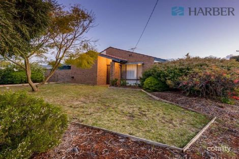 Property photo of 18 Woodward Circle Marangaroo WA 6064