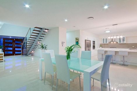 Property photo of 2 Lotus Key Broadbeach Waters QLD 4218