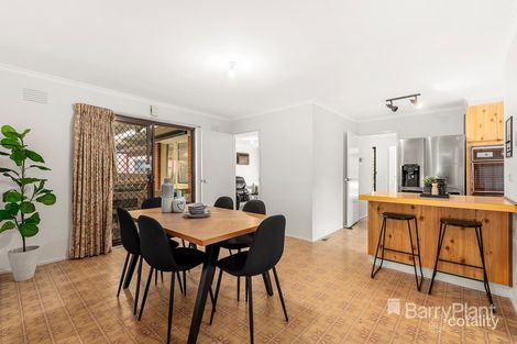 Property photo of 62 Buckmaster Drive Mill Park VIC 3082