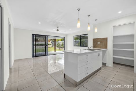 Property photo of 2 Waratah Place Southside QLD 4570