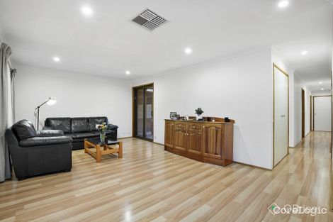 Property photo of 35 Chantell Avenue Endeavour Hills VIC 3802