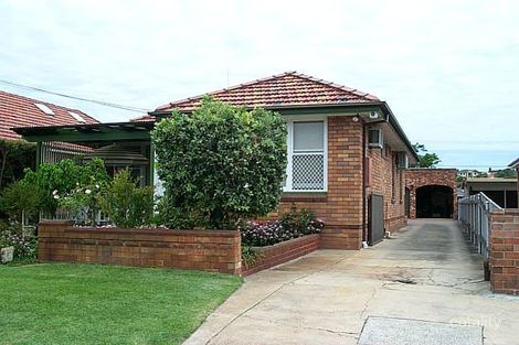 7 Hibberd St, Hamilton South, NSW 2303