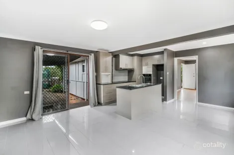 Property photo of 13 Devon Place Busby NSW 2168