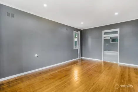 Property photo of 13 Devon Place Busby NSW 2168