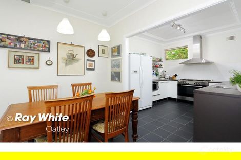 Property photo of 40 Jindabyne Crescent Peakhurst Heights NSW 2210