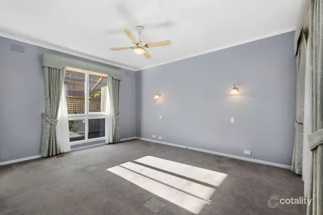 Property photo of 33 Lewis Street Mount Waverley VIC 3149