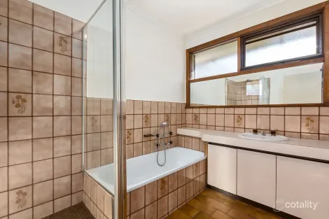 Property photo of 33 Lewis Street Mount Waverley VIC 3149