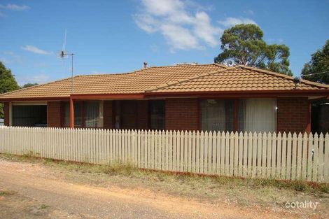 73 Gillies St, Maryborough, VIC 3465