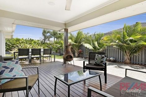 Property photo of 8 Shrike Court Narangba QLD 4504