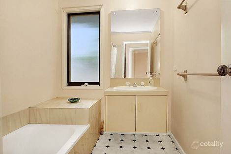 Property photo of 1/11 Nicholas Court Lysterfield VIC 3156