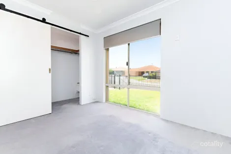 Property photo of 61 Dalvik Avenue Merriwa WA 6030