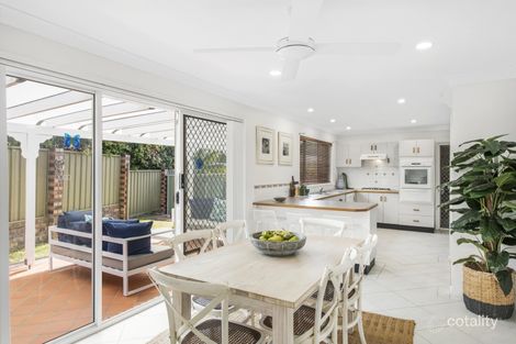 Property photo of 9 Friendship Close Bateau Bay NSW 2261