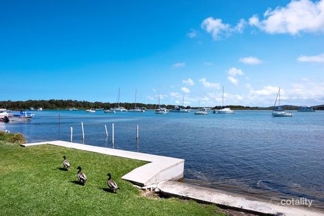 Property photo of 15 Marks Parade Marks Point NSW 2280