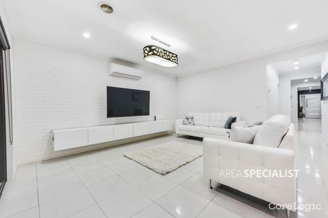 Property photo of 21 Livida Circuit Lyndhurst VIC 3975