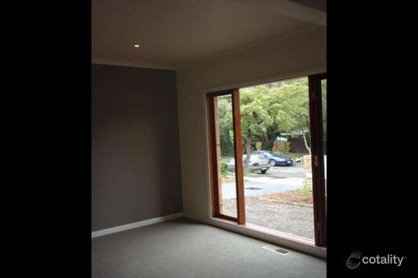 4 Glen Ebor Ave, Blackburn, VIC 3130