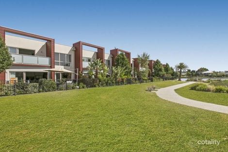 Property photo of 35 Albatross Drive Pakenham VIC 3810
