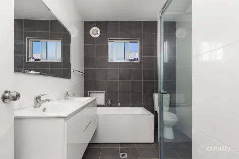 Property photo of 4 Darwin Street Beresfield NSW 2322